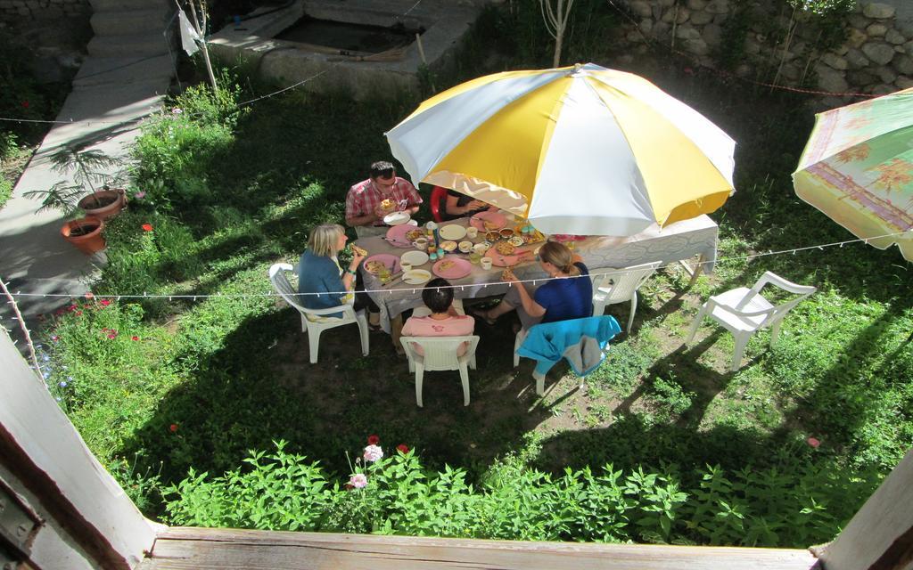 Tsetan Guest House Лех Екстериор снимка