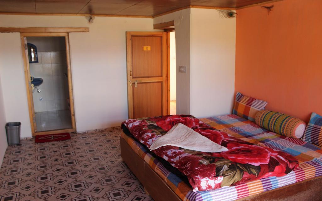 Tsetan Guest House Лех Екстериор снимка